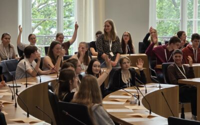 Eine lebhafte Debatte: SMG besucht den Landtag