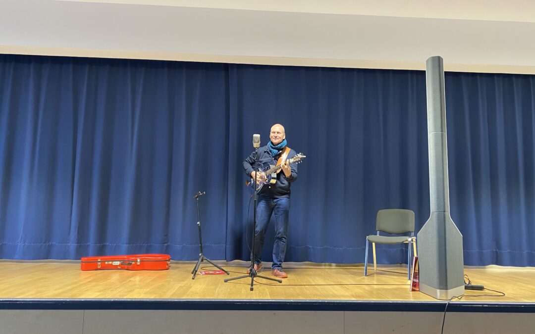 Oliver Steller singt und spricht Gedichte für Kinder