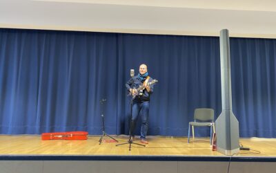 Oliver Steller singt und spricht Gedichte für Kinder